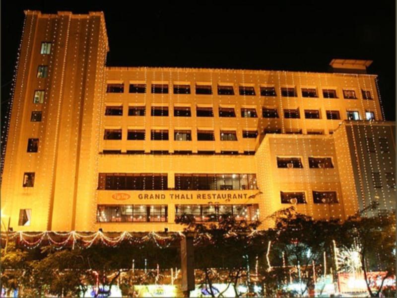 Hotel Tip Top Plaza 塞恩 外观 照片