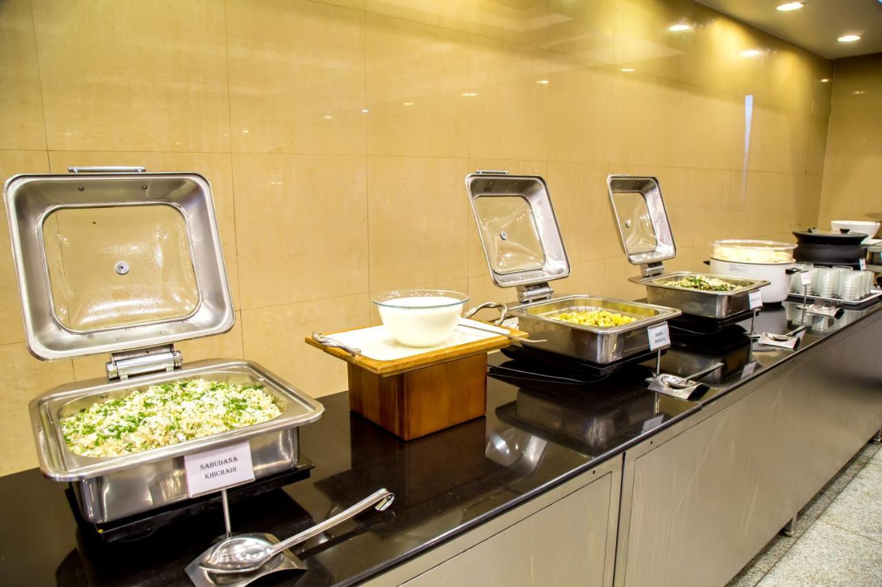 Hotel Tip Top Plaza 塞恩 外观 照片