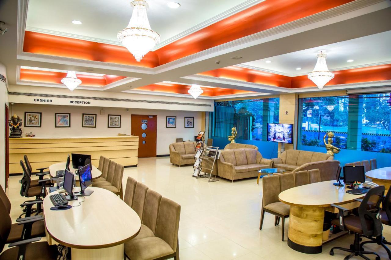 Hotel Tip Top Plaza 塞恩 外观 照片