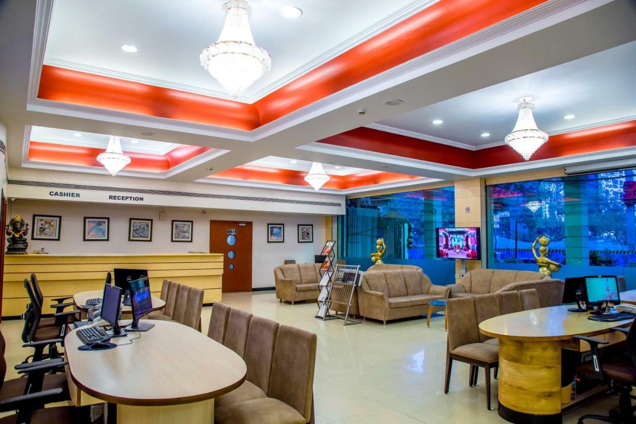Hotel Tip Top Plaza 塞恩 外观 照片